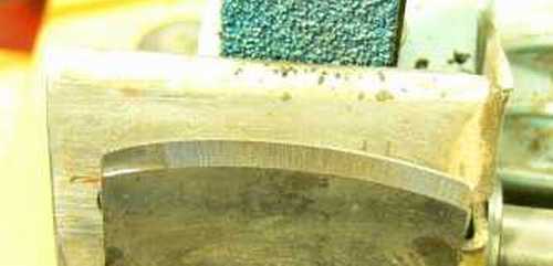 photo, bevel side, still some of old microbevels